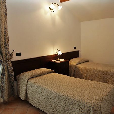 Hotel Il Ghiro โอวินโดลี ภายนอก รูปภาพ