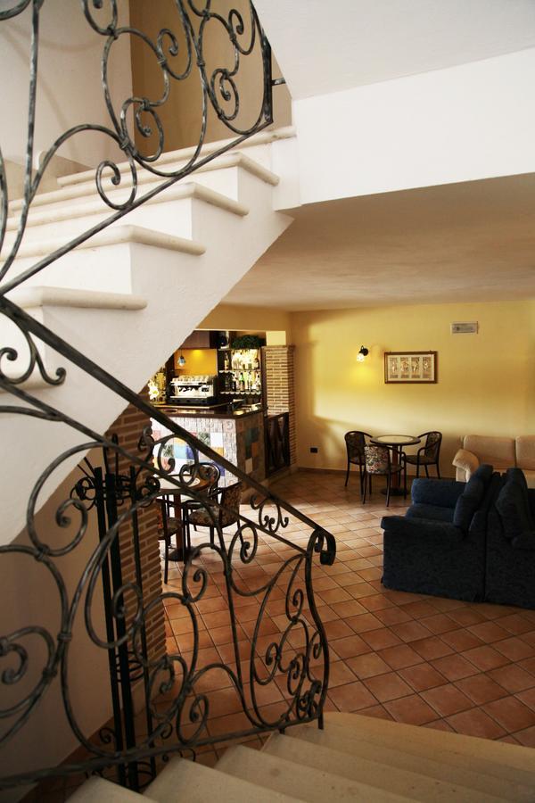 Hotel Il Ghiro โอวินโดลี ภายนอก รูปภาพ